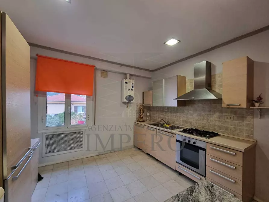Immagine 17 di Trilocale in vendita  in Via de Amicis 16 a Ventimiglia