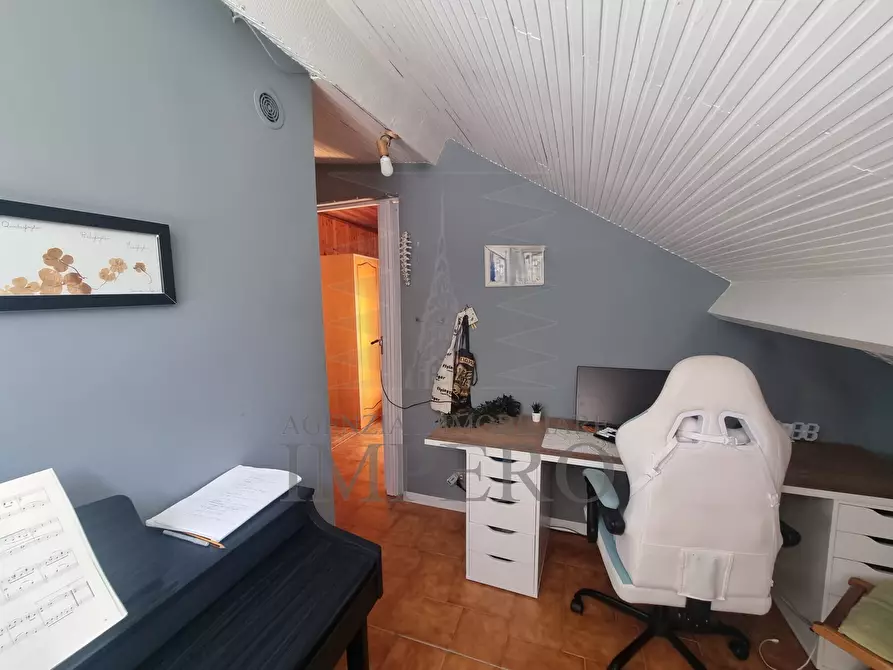Immagine 18 di Quadrilocale in vendita  in Via delle Gerbere 1A a Ventimiglia