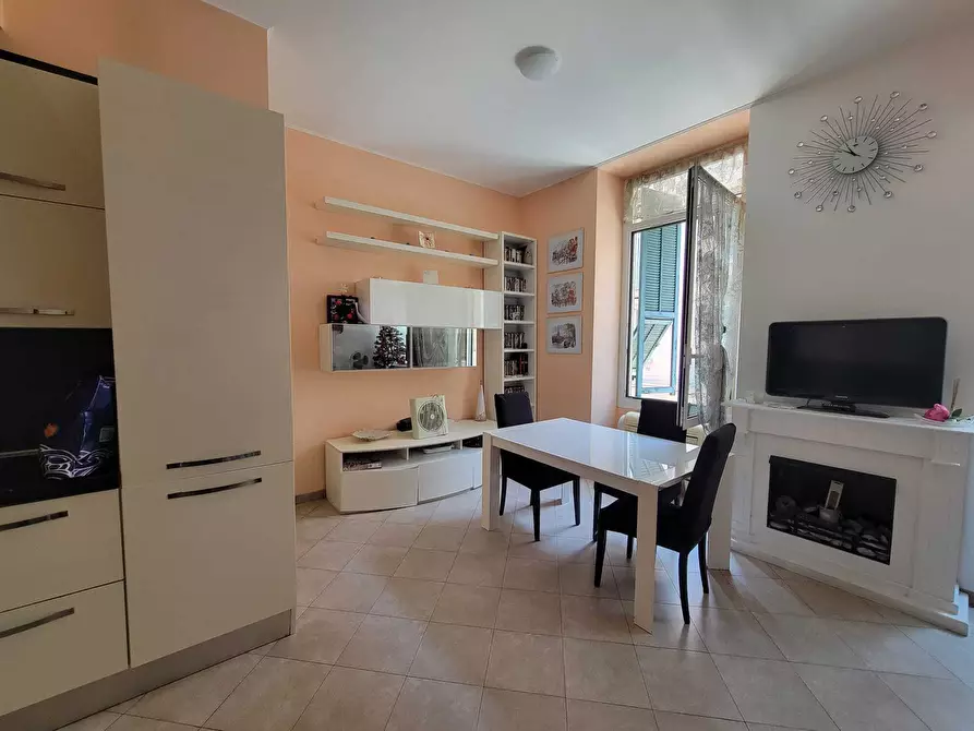 Immagine 3 di Trilocale in vendita  in Via Metella 1 a Ventimiglia