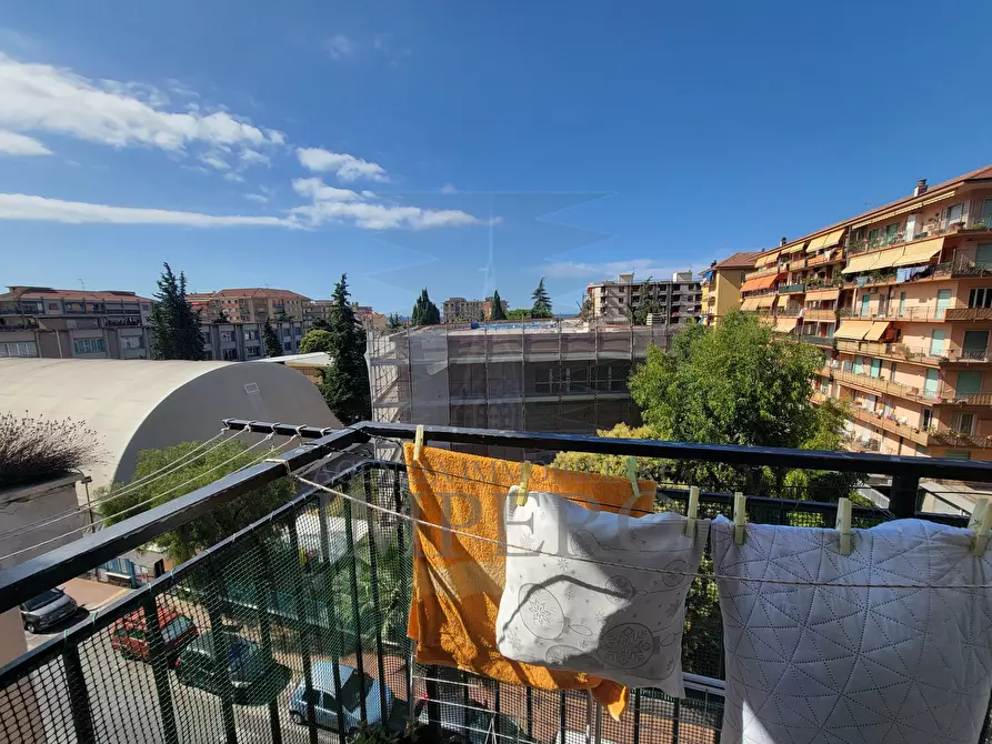 Immagine 17 di Trilocale in vendita  in Corso Genova 82 a Ventimiglia