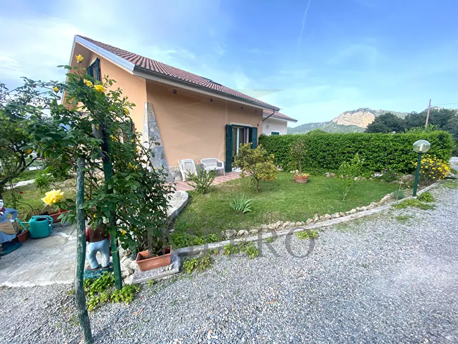 Immagine 2 di Porzione di casa in vendita  in Via Ciappin a Ventimiglia