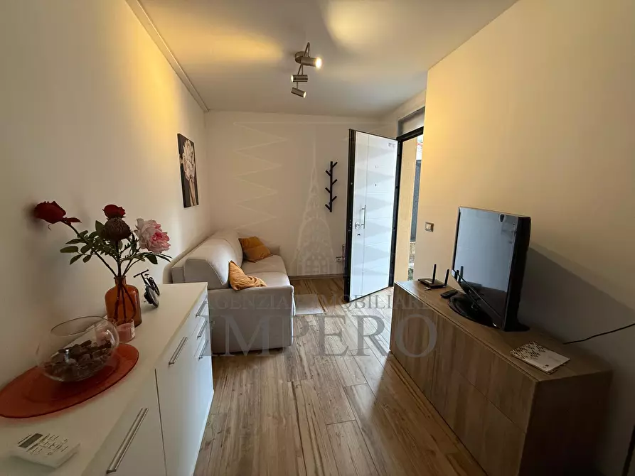 Immagine 6 di Bilocale in vendita  in Via Gianchette 10 a Ventimiglia