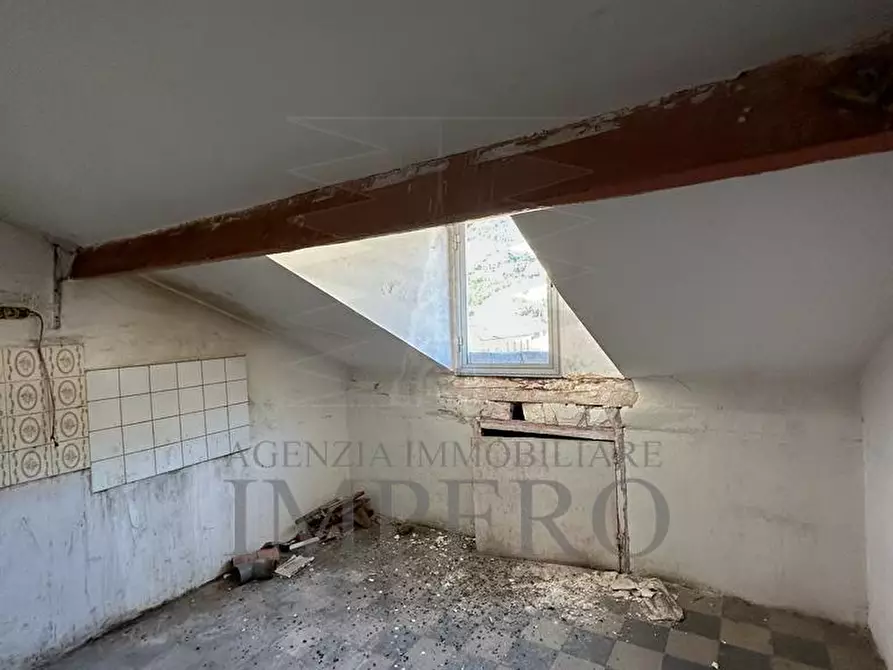 Immagine 9 di Quadrilocale in vendita  in Via Roma 18 a Ventimiglia