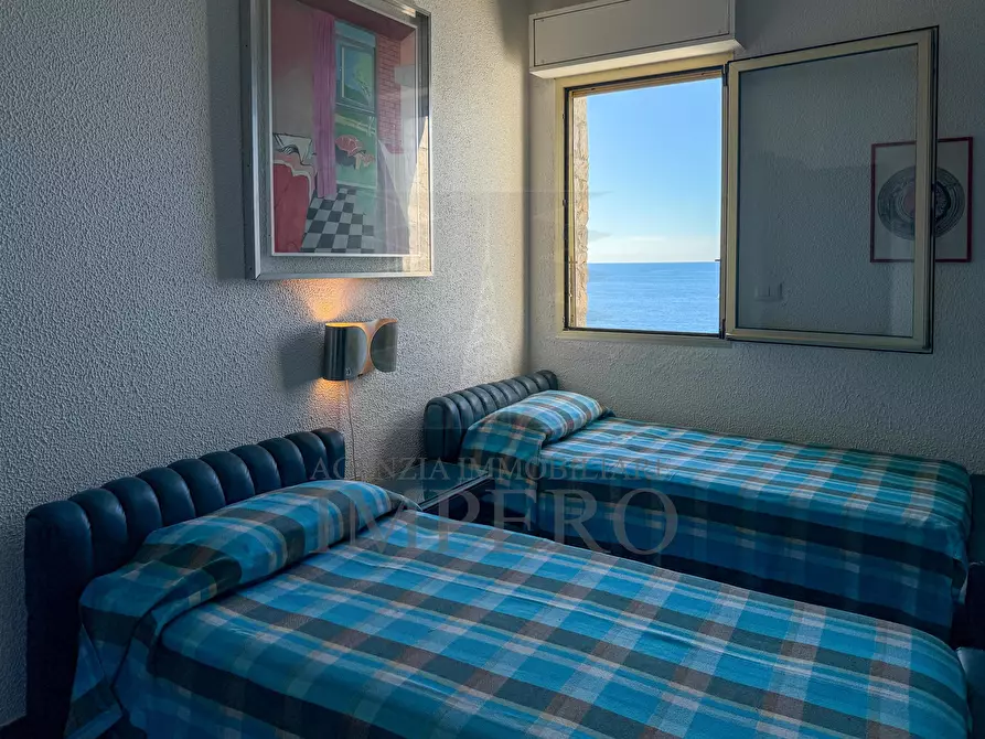 Immagine 18 di Pentalocale in vendita  in Corso Mentone 79 a Ventimiglia