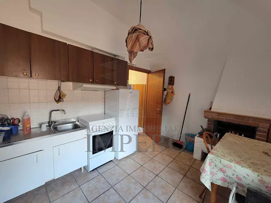 Immagine 11 di Trilocale in vendita  in vicolo orsini 6 a Camporosso