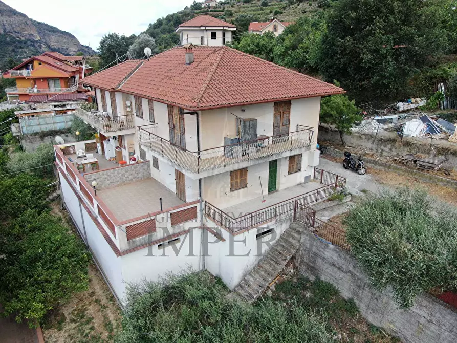 Immagine 1 di Porzione di casa in vendita  in Via dell'Opera a Ventimiglia