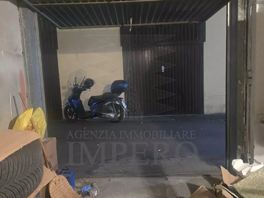 Immagine 3 di Garage in vendita  in Via Porta di Provenza 8 a Ventimiglia