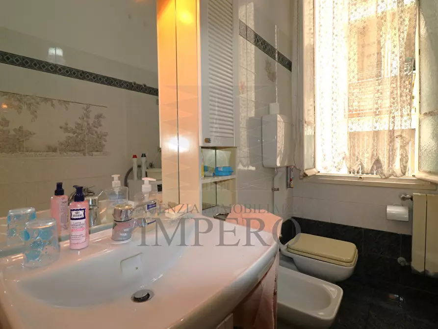 Immagine 25 di Pentalocale in vendita  in Via Ernesto Chiappori 28 a Ventimiglia