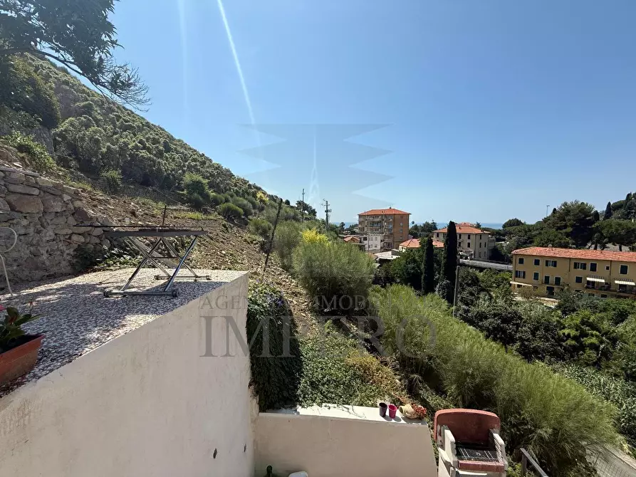 Immagine 9 di Bilocale in vendita  in Via Anacleto Hughes 79 a Ventimiglia