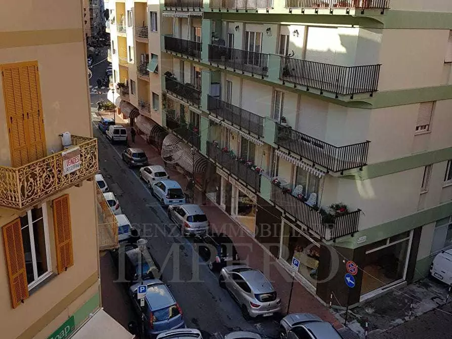 Immagine 1 di Bilocale in vendita  in Via Giuseppe Mazzini a Ventimiglia