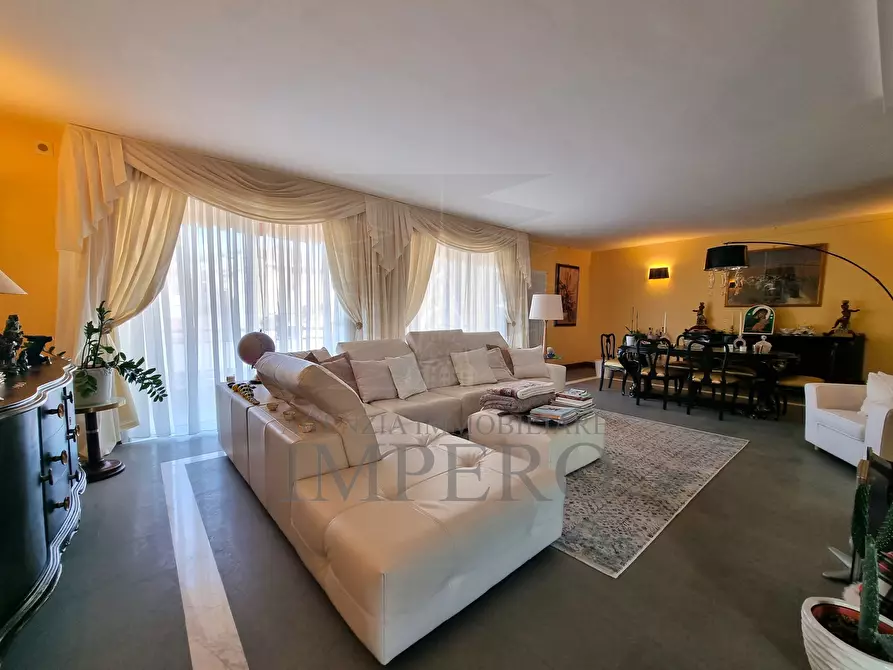 Immagine 12 di Attico in vendita  in Via G. Matteotti 1 a Ventimiglia