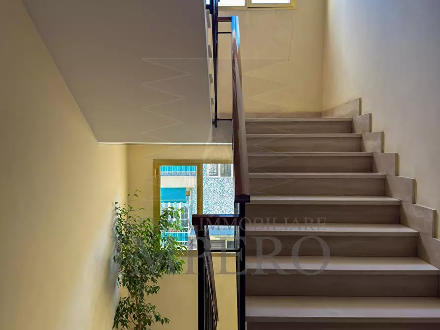 Immagine 16 di Bilocale in vendita  in Via Arene 1 a Bordighera