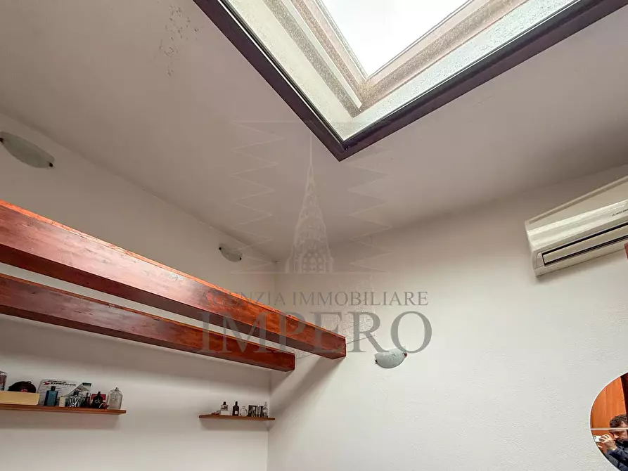 Immagine 10 di Porzione di casa in vendita  in Via dell'Opera 188 a Ventimiglia