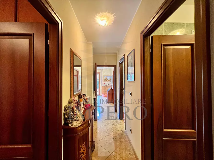 Immagine 29 di Villa in vendita  in Corso della Repubblica a Camporosso