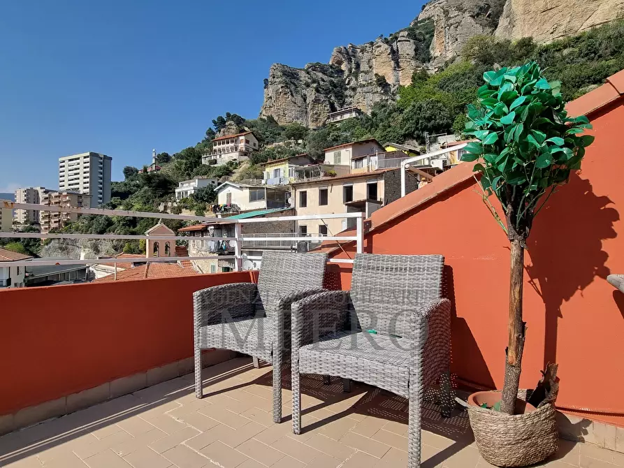 Immagine 15 di Trilocale in vendita  in Corso Limone Piemonte 112 a Ventimiglia