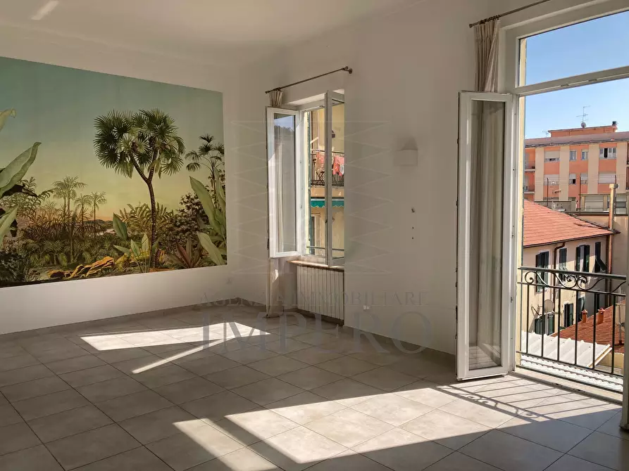 Immagine 5 di Quadrilocale in vendita  in Largo Torino 10 a Ventimiglia