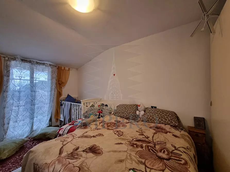 Immagine 14 di Bilocale in vendita  in Piazza Giuseppe Garibaldi 1 a Camporosso