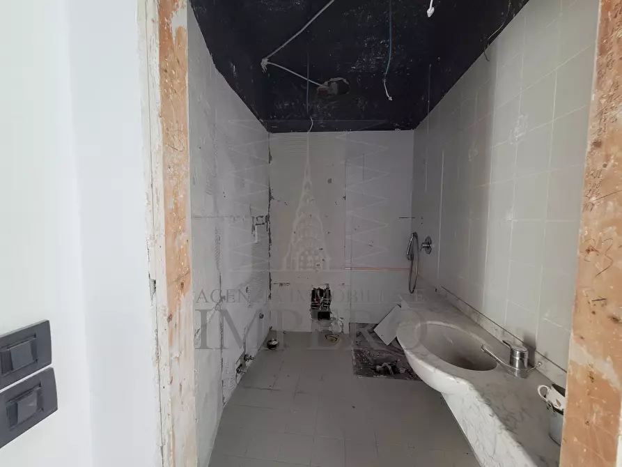 Immagine 56 di Albergo/B&B/Residence in vendita  in via regina margherita 97 a San Remo