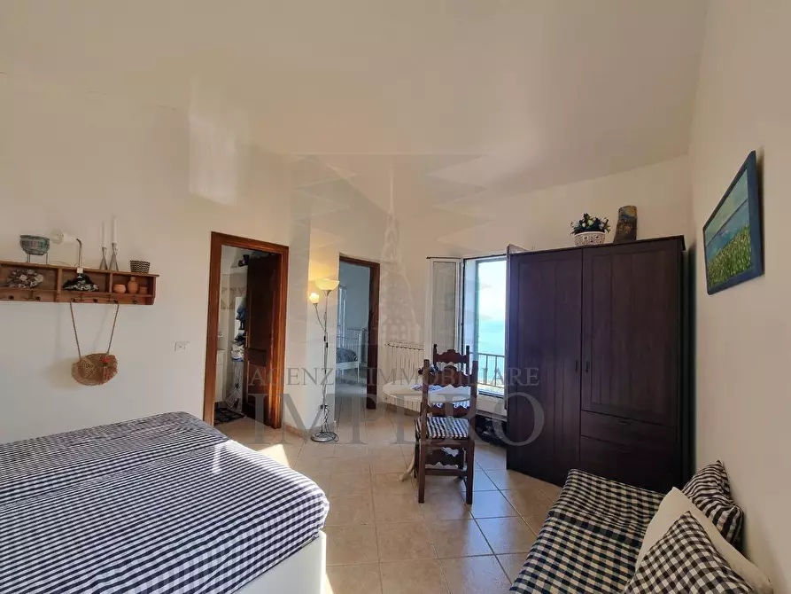 Immagine 24 di Villa in vendita  in Corso Francia 108 a Ventimiglia