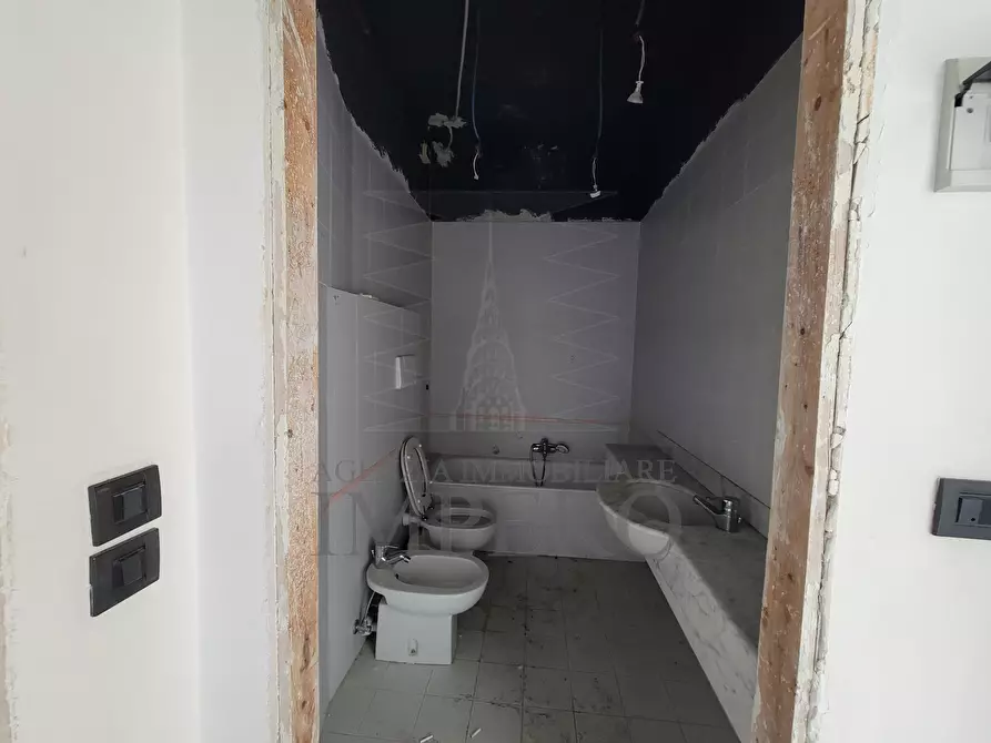 Immagine 76 di Albergo/B&B/Residence in vendita  in via regina margherita 97 a San Remo