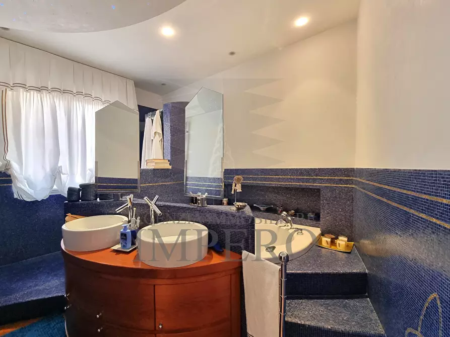 Immagine 29 di Attico in vendita  in Via G. Matteotti 1 a Ventimiglia