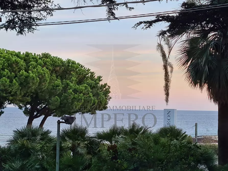 Immagine 21 di Bilocale in vendita  in Via Pietralunga 1 a San Remo