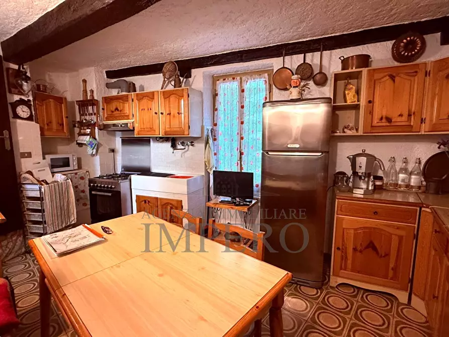 Immagine 27 di Porzione di casa in vendita  in Vicolo Carrugetto 16 a Pigna