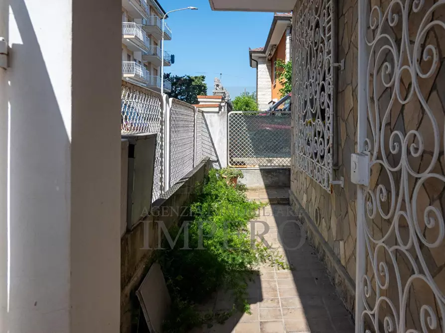 Immagine 8 di Quadrilocale in vendita  in Via San Eugenio 7 a Diano Castello