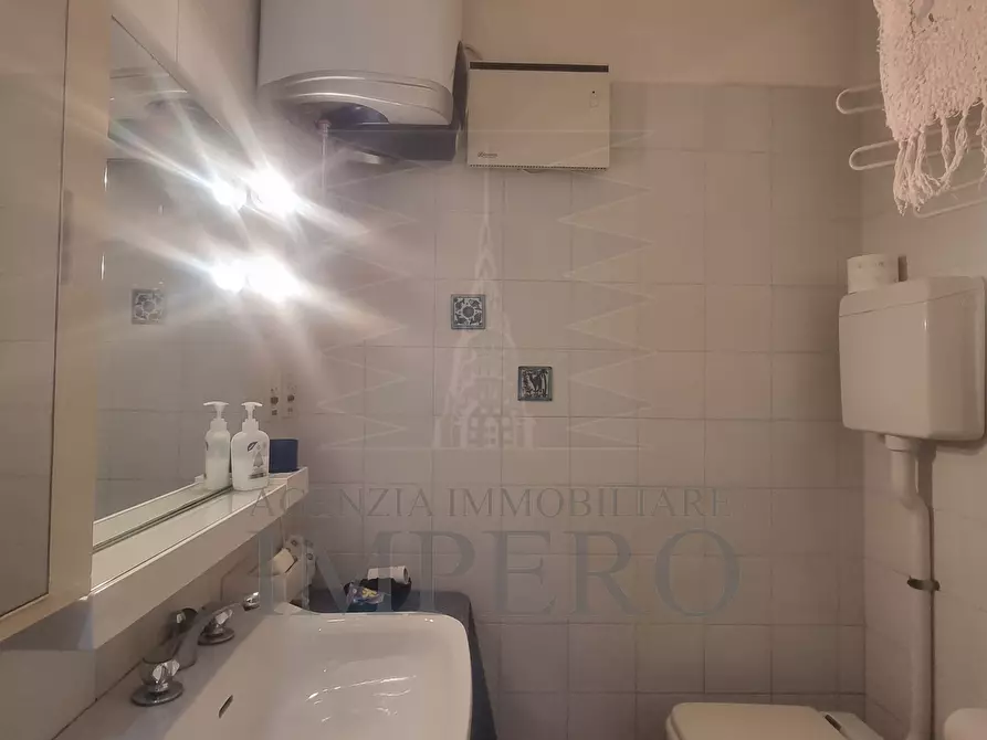 Immagine 9 di Bilocale in vendita  in Corso G. Verdi 17 a Ventimiglia