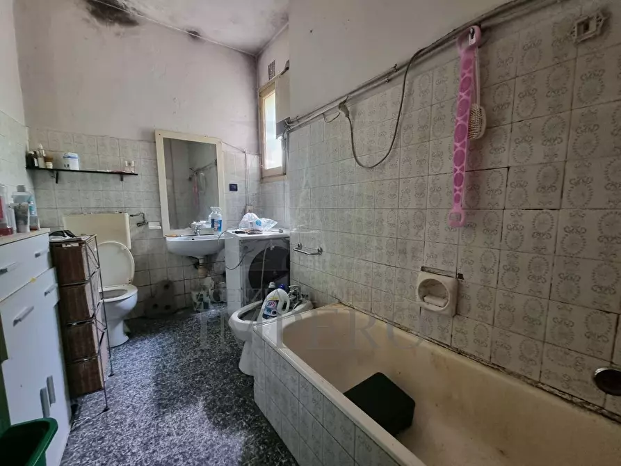 Immagine 10 di Casa indipendente in vendita  in Via Gallardi 219 a Ventimiglia