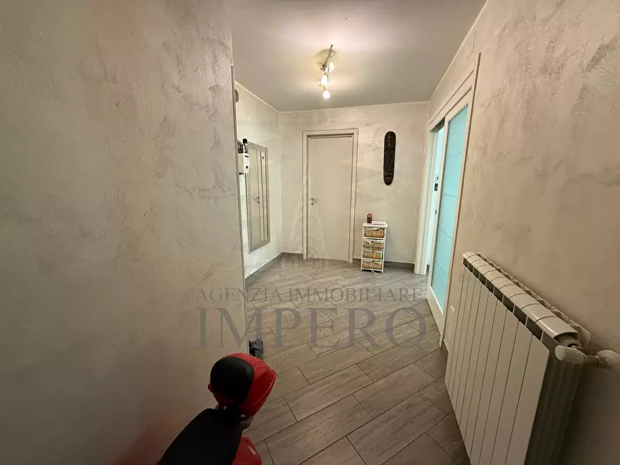 Immagine 15 di Trilocale in vendita  in Via Gallardi 12 a Ventimiglia