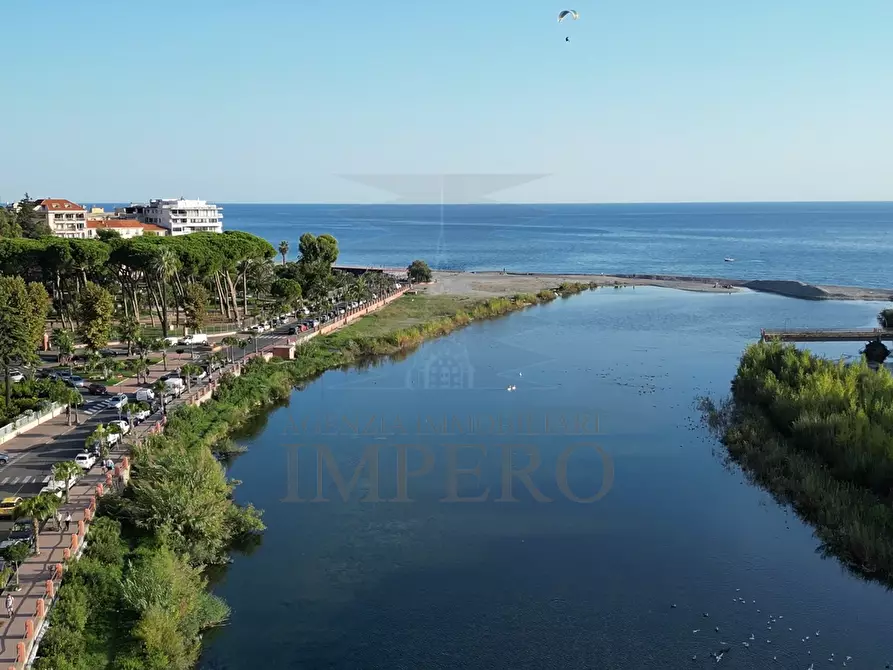 Immagine 1 di Bilocale in vendita  in Passaggio Trento Trieste 39 a Ventimiglia