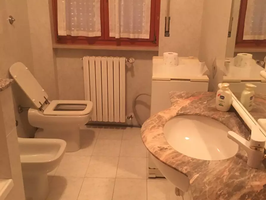 Immagine 13 di Casa indipendente in vendita  a San Martino Sulla Marrucina
