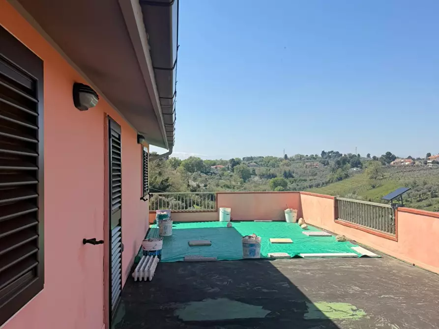 Immagine 39 di Casa indipendente in vendita  in VIALE MAIELLA a Chieti