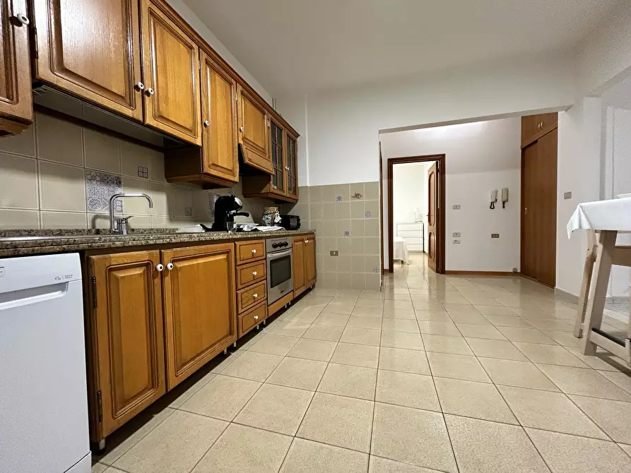 Immagine 11 di Pentalocale in affitto  in Viale Maiella 23/A a Francavilla Al Mare