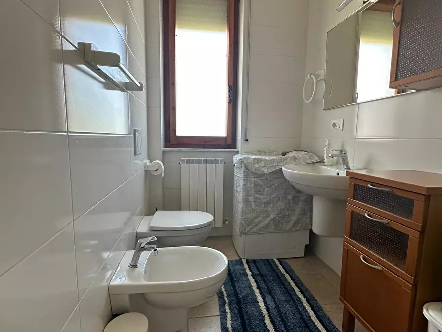 Immagine 12 di Trilocale in vendita  in Viale Maiella a Francavilla Al Mare