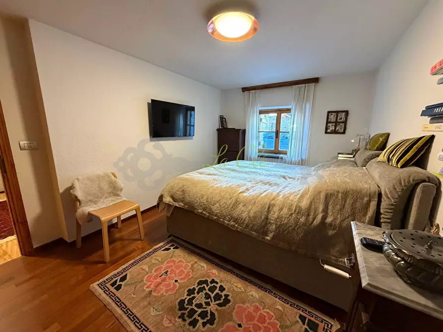 Immagine 21 di Trilocale in vendita  a Courmayeur