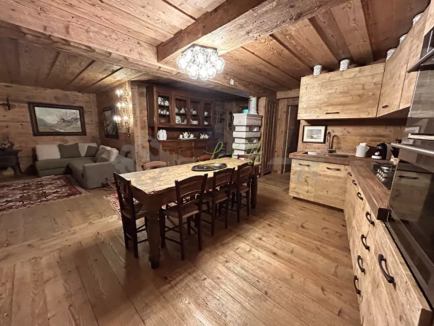 Immagine 5 di Baita in affitto  a Courmayeur