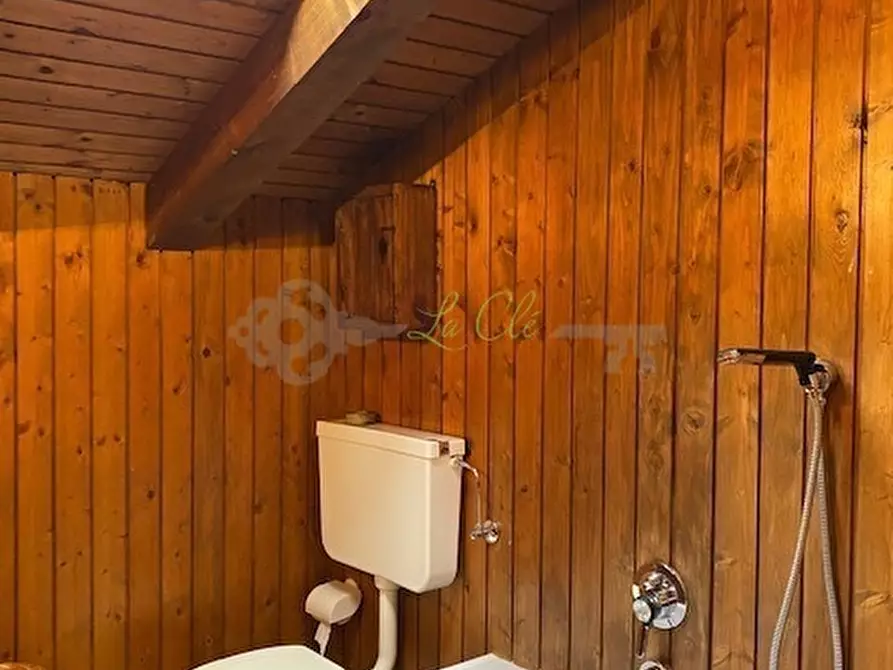 Immagine 10 di Trilocale in affitto  a Courmayeur