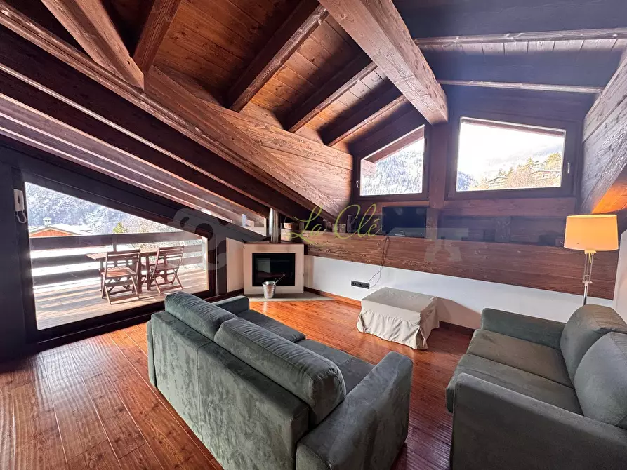 Immagine 3 di Mansarda in affitto  a Pre'-Saint-Didier