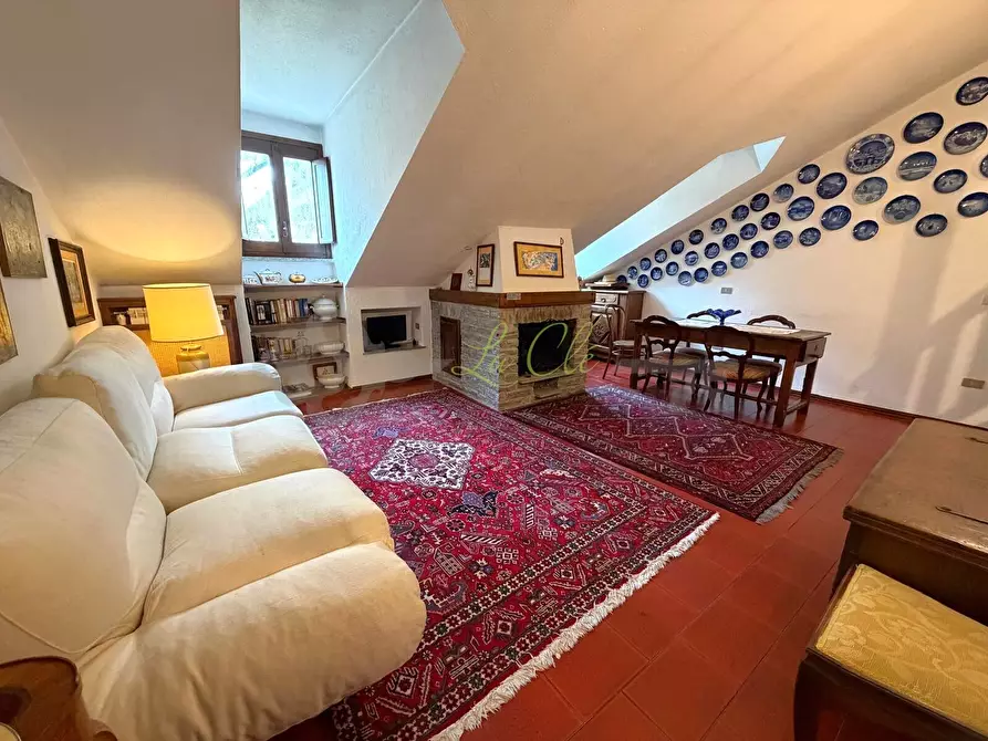 Immagine 1 di Bilocale in vendita  a Courmayeur