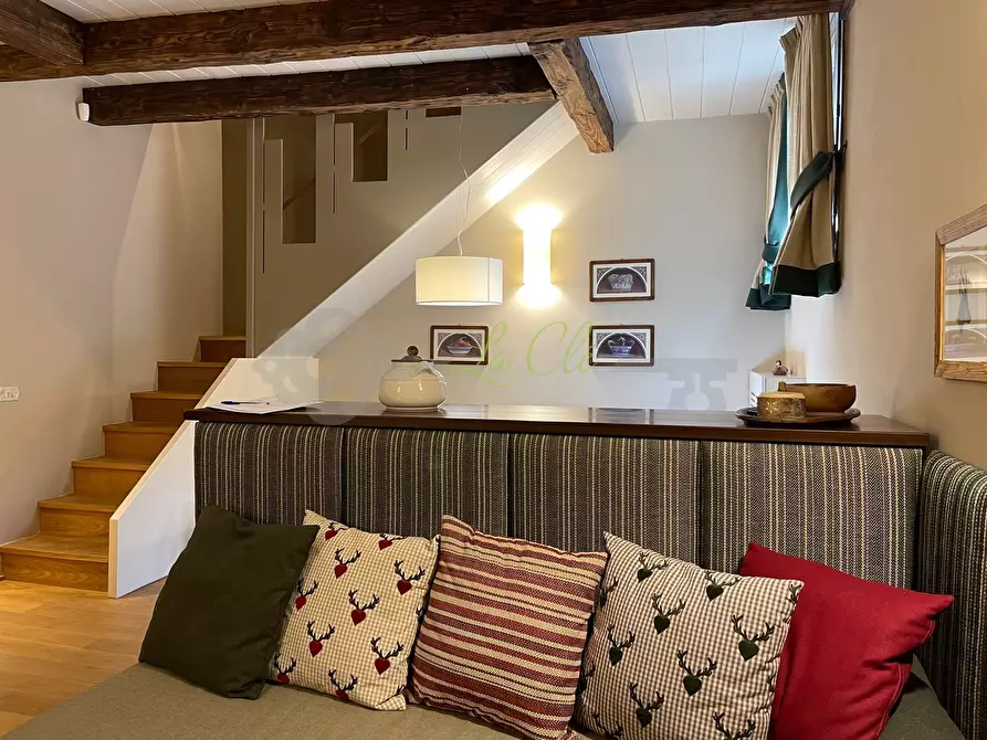 Immagine 20 di Trilocale in affitto  in Via Col Ferret 6 a Courmayeur