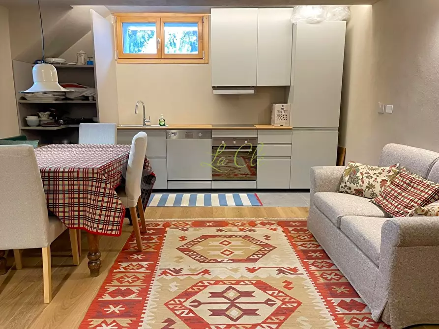 Immagine 7 di Trilocale in affitto  a Pre'-Saint-Didier