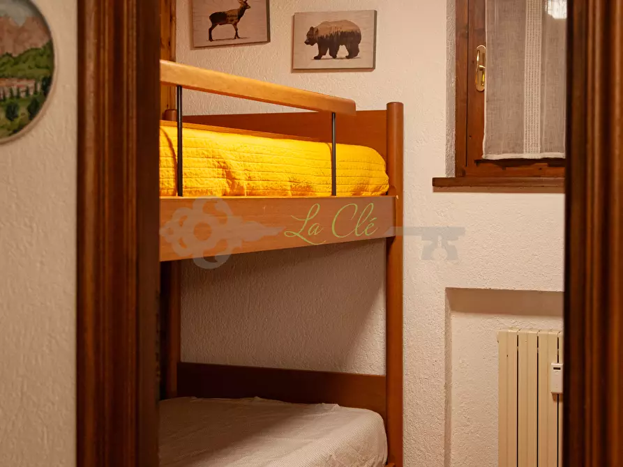 Immagine 13 di Quadrilocale in affitto  a Pre'-Saint-Didier