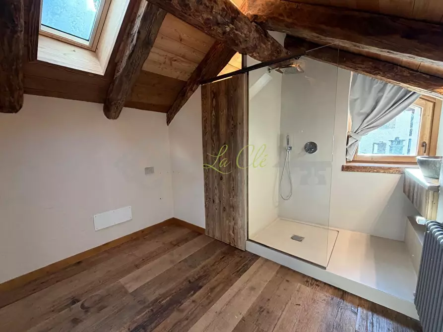 Immagine 17 di Trilocale in vendita  in Via Passerin D'Entreves 11 a Courmayeur