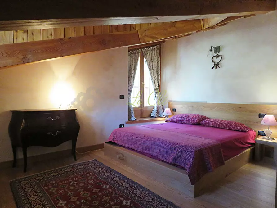 Immagine 4 di Trilocale in affitto  a Pre'-Saint-Didier
