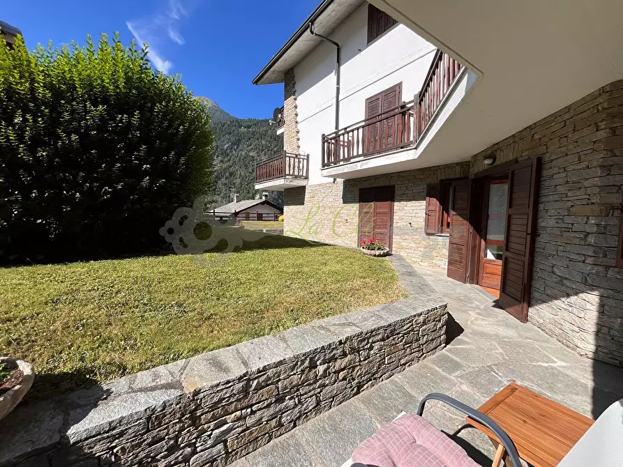 Immagine 7 di Bilocale in affitto  in Via dell'Echely 57 a Morgex