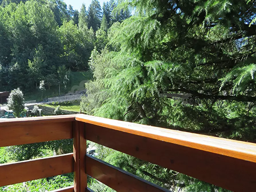 Immagine 23 di Quadrilocale in affitto  in Strada Plan Gorret a Courmayeur