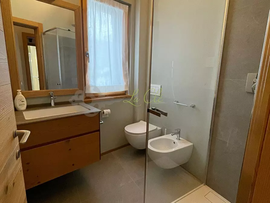 Immagine 15 di Trilocale in affitto  a Pre'-Saint-Didier