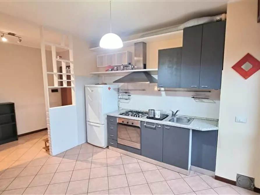 Immagine 2 di Bilocale in vendita  in Strada Val Parma 188 a Parma